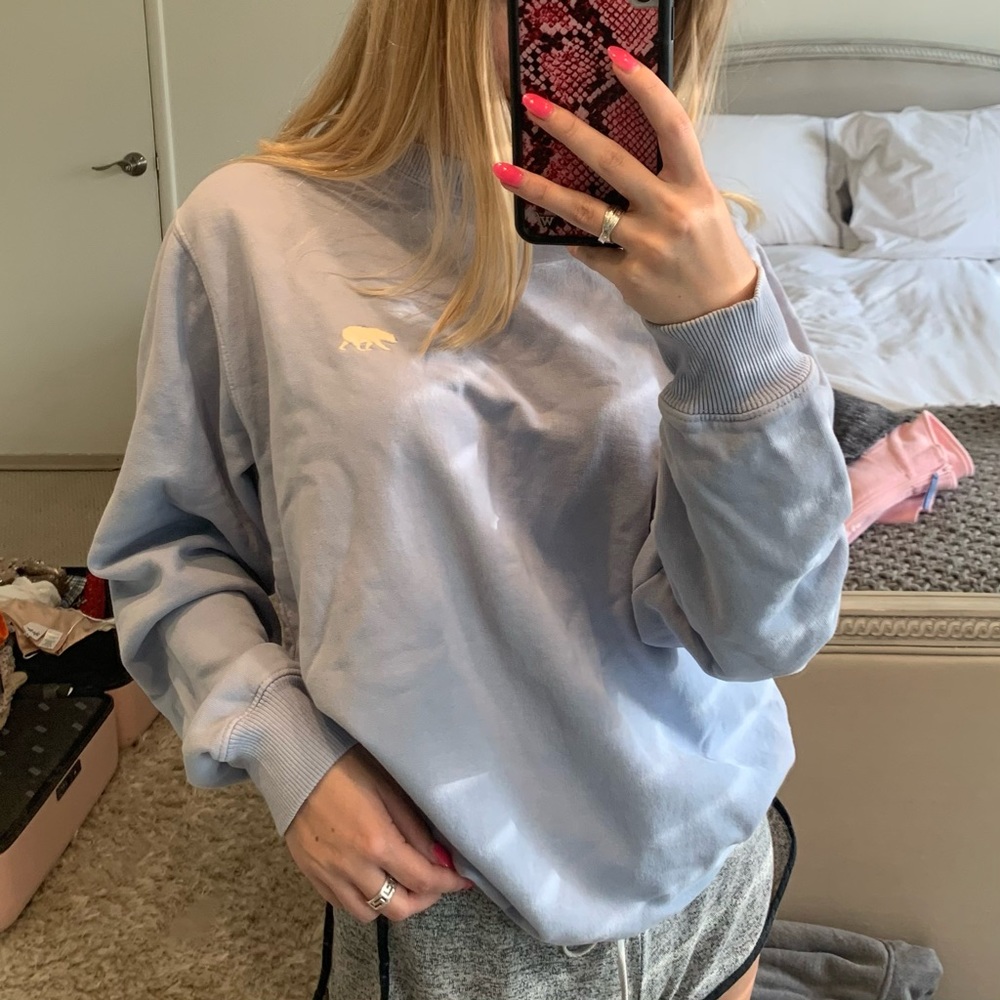 Brandy Melville Crewneck